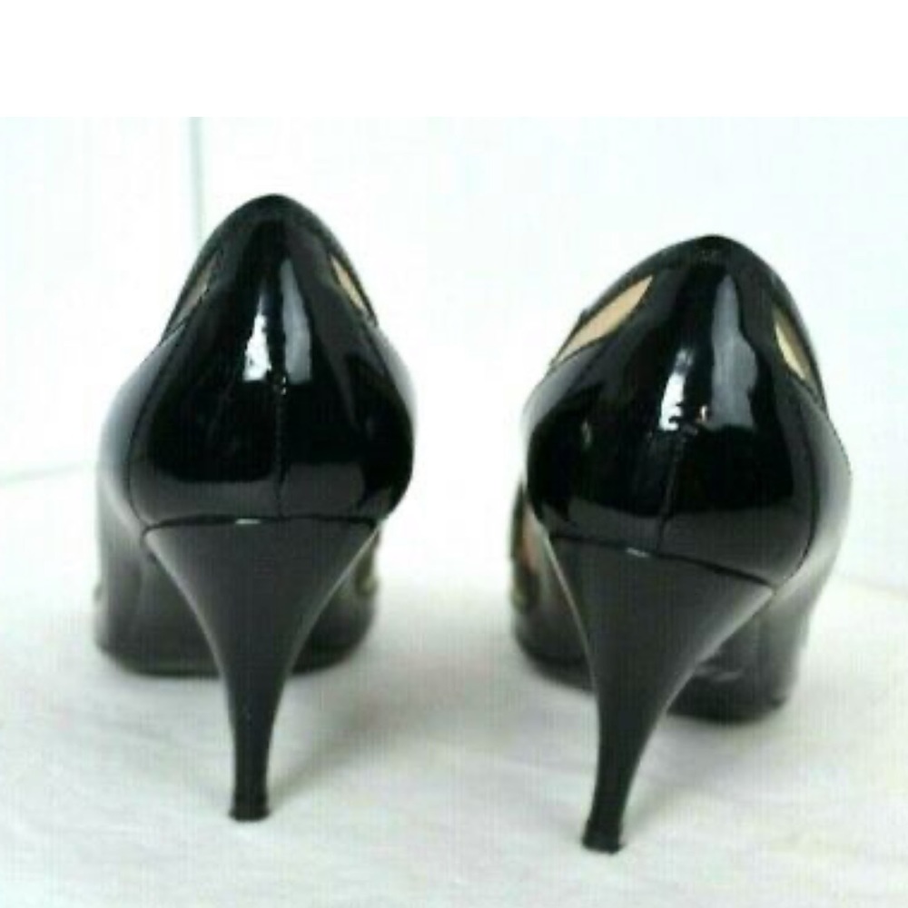 Burberry heels - Picture 4 of 7